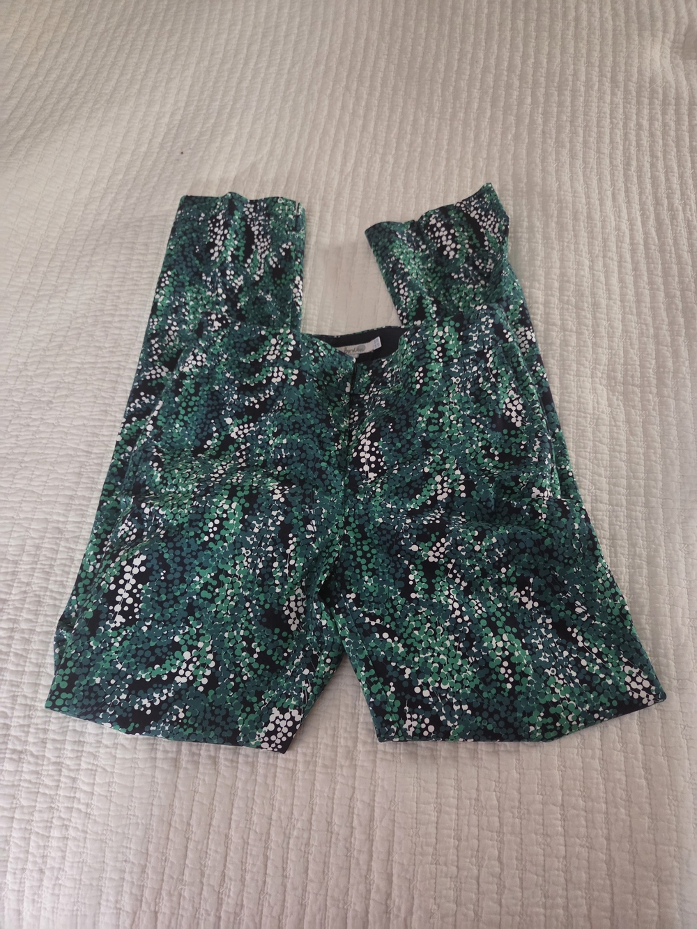 Boden Green and Navy Printed Pants
